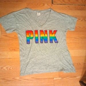 VS Pink tee (M)
